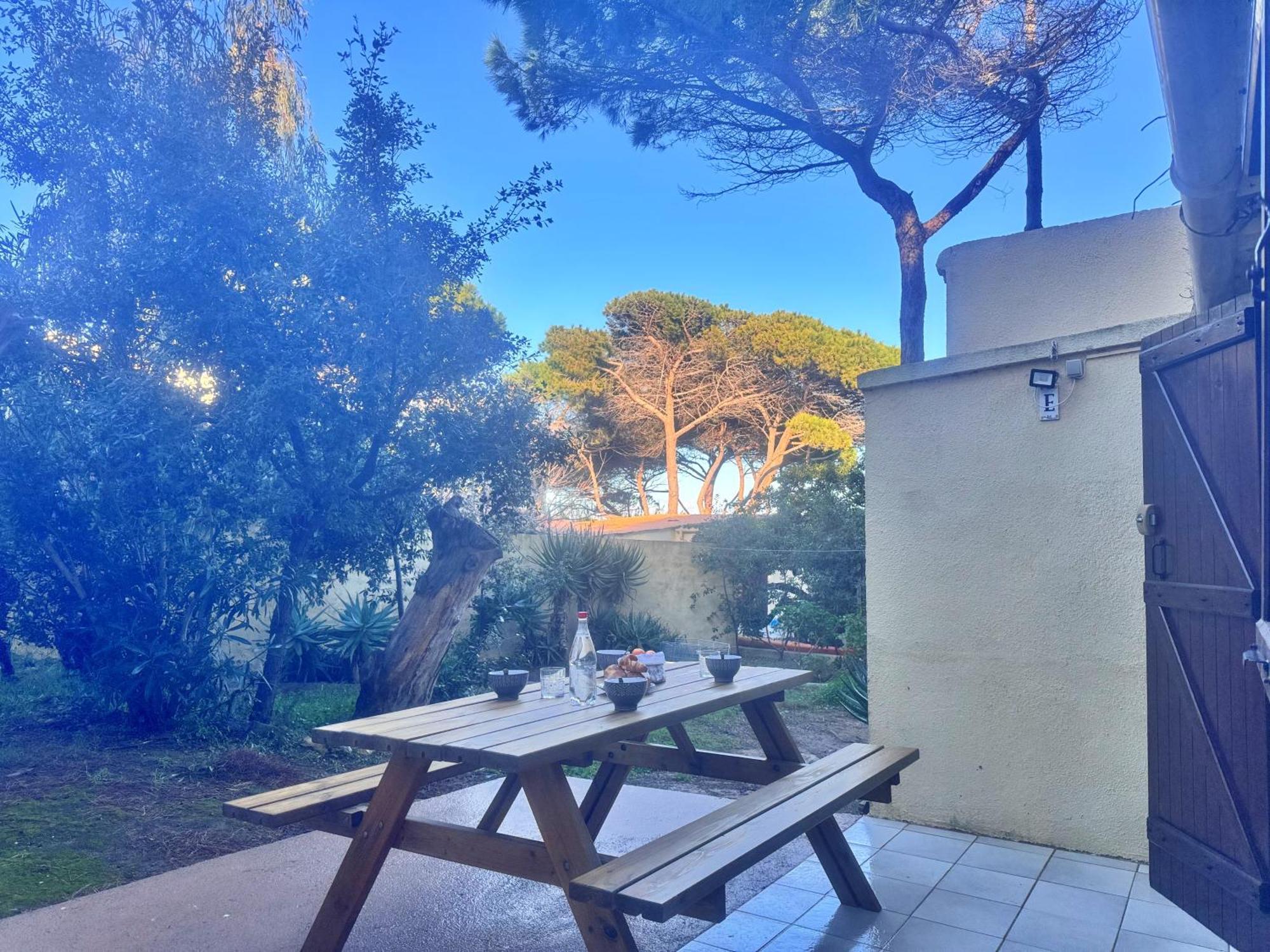 Les Pieds Dans L'Eau T2 E Apartment Calvi  Luaran gambar