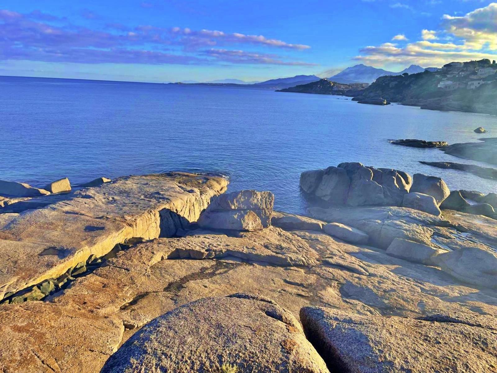 Les Pieds Dans L'Eau T2 E Apartment Calvi  Luaran gambar
